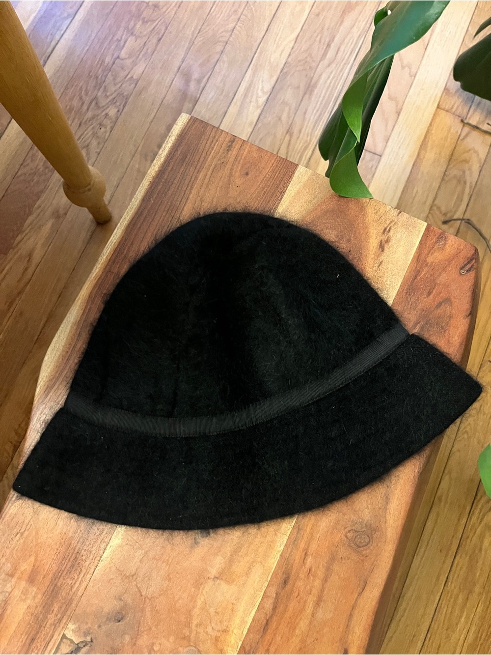Y2K Gap Black Fuzzy Bucket Hat